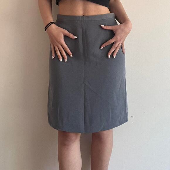 Grey knee length pencil skirt Size 6 - Picture 6 of 6